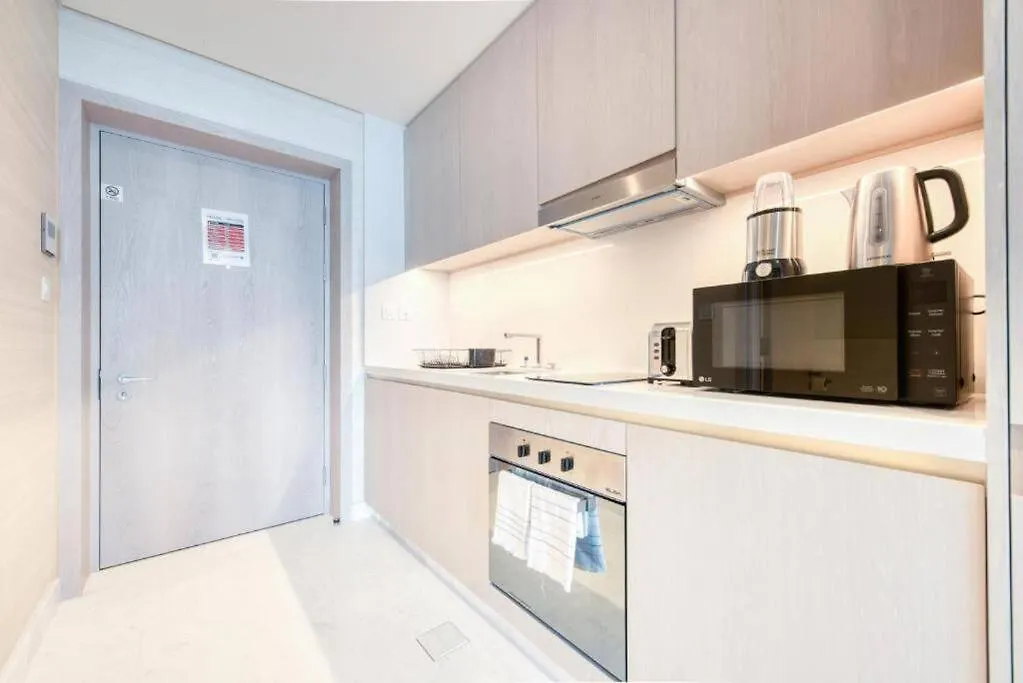 Ultra Lux Sea View Studio With St Regis Amenities Dubai